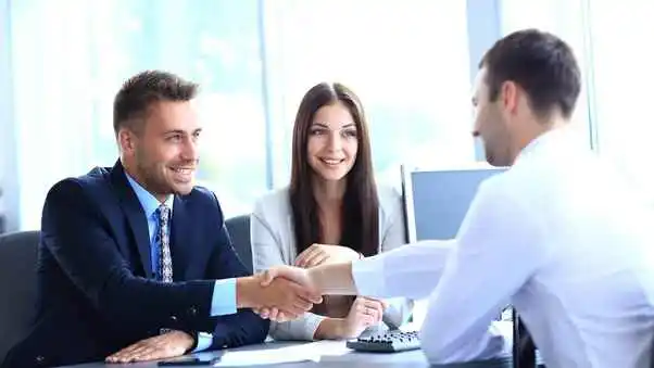 Uteshiya Medicare – Dedicated Customer Support Team
